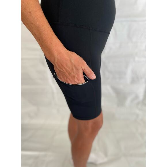 Ododos Women's X-SMALL High Waist Black Bikers Shorts Zipper Media Pocket NWT - Picture 5 of 8